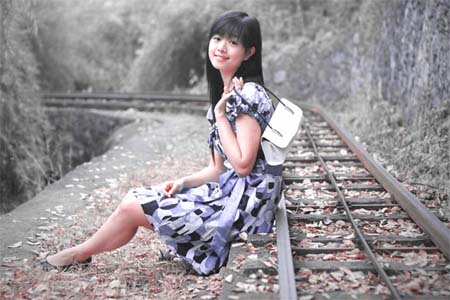 外景照片,PS调色调出鲜艳靓丽效果的外景人物照片