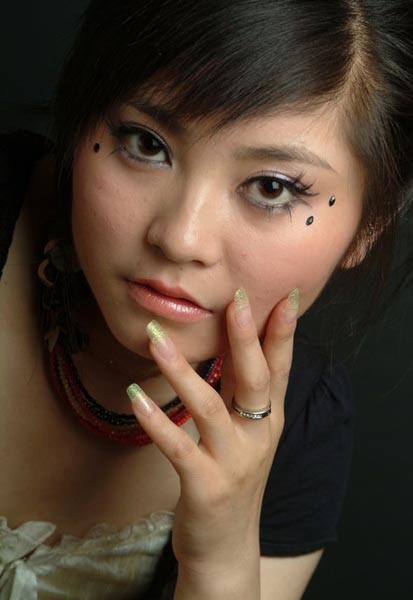 使用Photoshop调色把灰暗的照片调出明亮色彩处理教程