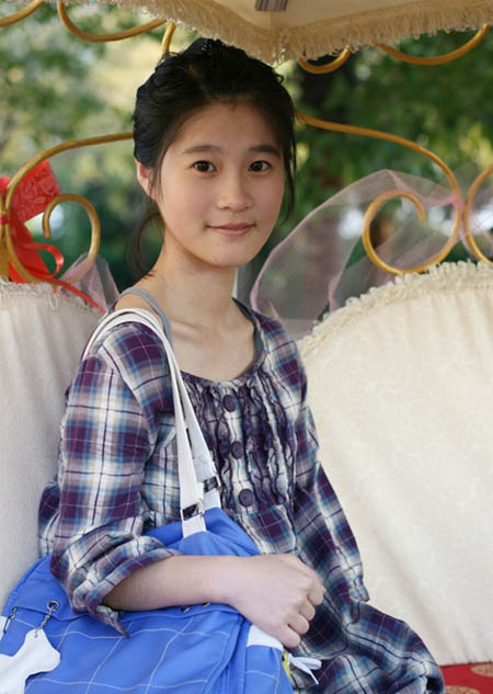 使用PS调色打造暖黄色调效果的外景人物照片教程