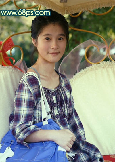 使用PS调色打造暖黄色调效果的外景人物照片教程