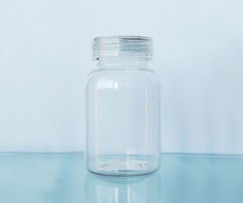 Photoshop抠图教程:快速抠出透明的玻璃小瓶子