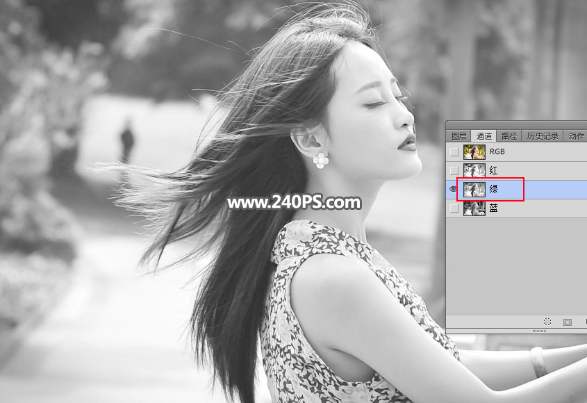 Photoshop人物抠图教程:快速抠出光线不均匀的美女头发