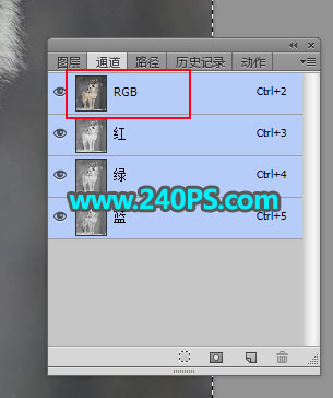 Photoshop抠出毛茸茸的雪中灰狼图片抠图教程
